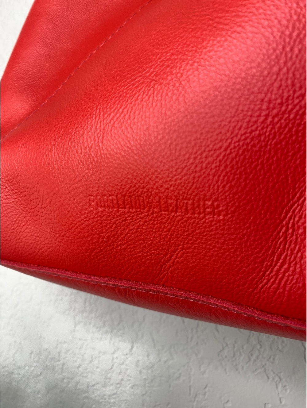 Portland Leather Red Hobo Shoulder Bag Purse - Picture 3 of 8